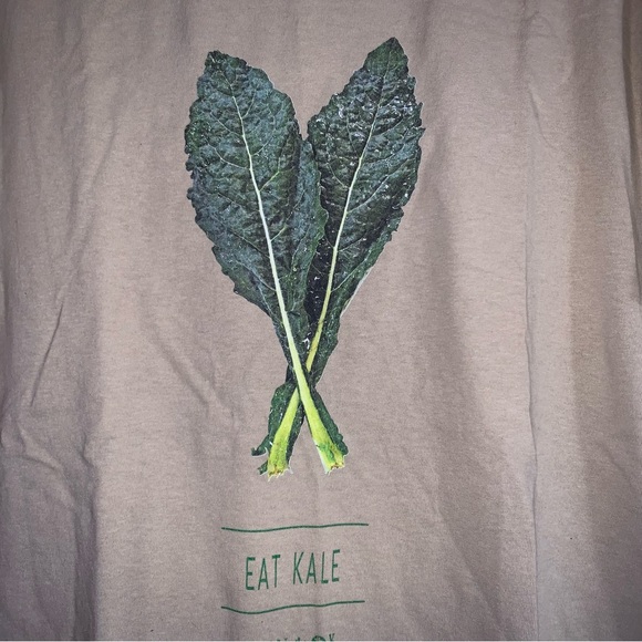 Humblux | Eat Kale Medium Unisex T-Shirt | Coffee - Picture 5 of 5